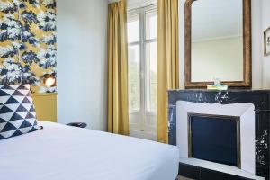 Hotels Stanley Ex-Coeur de City by Happyculture : Chambre Double