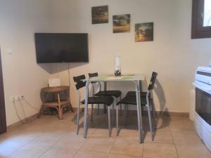 Vacation apartment near the Afytos square