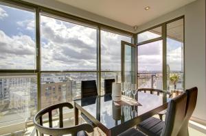 Helios Luxury apartment in Vilnius skyscraper