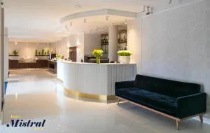 Hotel Mistral - 马尔基