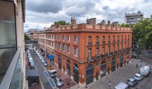 Hotel Ours Blanc - Place Victor Hugo photo 24