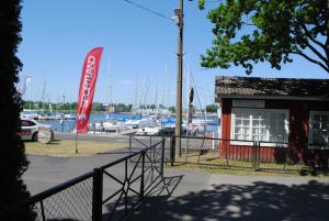 Aadelheide Family Apartments