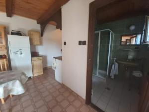 Erdő szélén Házikó Gyenesdiás