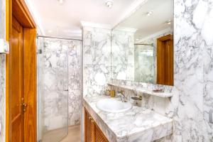 Casa Holmston, Duplex villa with hot tub in Anfi Tauro Topaz