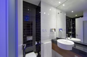 Standard Double Room with Single Sofa Bed room in Holiday Inn Express Lisboa - Av. Liberdade an IHG Hotel