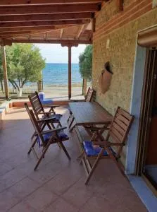 George's House - Néa Tríglia