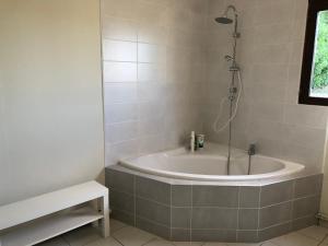 Fermette 3ch - 6p au pays du coquelicot by La Source dOrFée