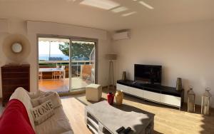 Appartements Superbe 2P vue mer, ensoleille, piscine : photos des chambres