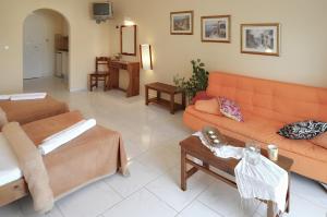 One-Bedroom Apartment with Side Sea View room in Belussi Beach Hotel & Suites