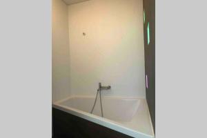 New Cozy Room with Private Bathroom Delft City P-room 1