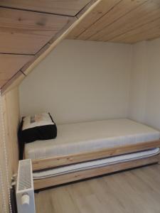 Holiday Home "DEN HUILAERT" Kortemark West Vlaanderen