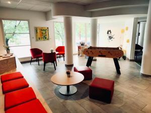 Hotels ibis Strasbourg Aeroport Le Zenith : photos des chambres