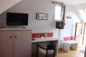 Hotels L'Hostellerie d'Acquigny : photos des chambres