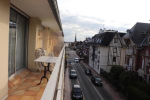 Appartements RESIDENCE LES BAINS HOULGATE : photos des chambres