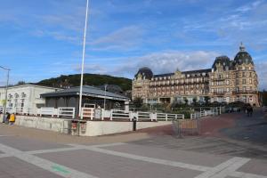 Appartements RESIDENCE LES BAINS HOULGATE : photos des chambres