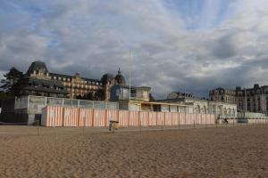 Appartements RESIDENCE LES BAINS HOULGATE : photos des chambres