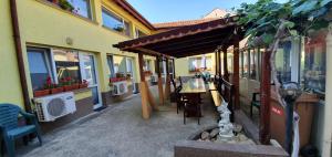 къща Славяни