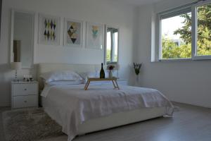 Apartment Seven