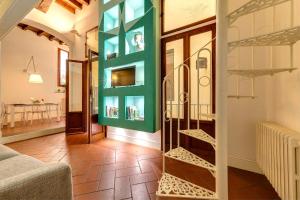 Tegolaio Apartment by Mamo Florence