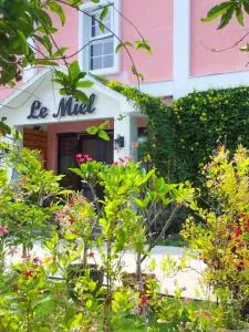 Lei Mi Er Hua Yuan Min Su - Fengping