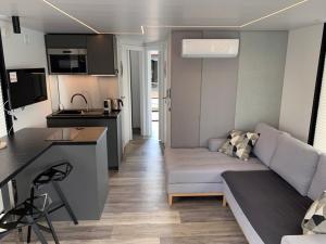 HouseboatDom na wodzie Modern 1 Gdynia
