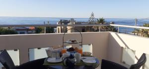 Studio with Sea View room in Sevach Apartments