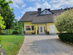 Jensen Countryside House