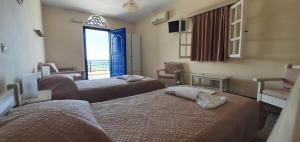 Kionia Panorama Studios