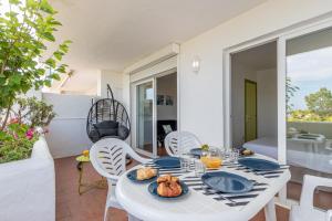 Holidays Royal Marine