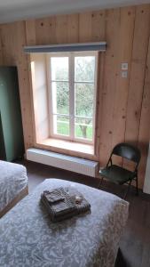 B&B / Chambres d'hotes Domaine Airborne : Chambre Familiale avec Salle de Bains Privative