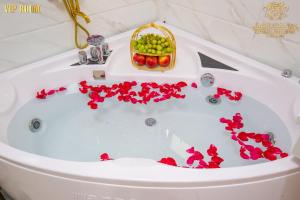 Kings Hotel Dịch Vọng
