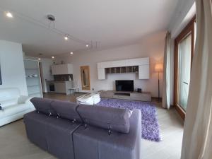 BMP APARTMENT DELUXE 2 JACUZZI RISCALDATA PRIVATA vista Lago di Garda