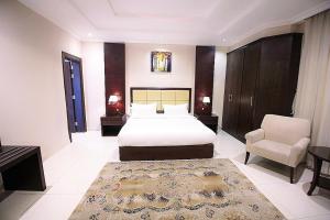 Two-Bedroom Apartment room in Asdaa Al Rahah Hotel Suites