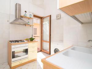 Apartment Top Floor by Interhome