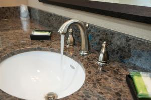 Mini Suite room in Win-River Resort and Casino