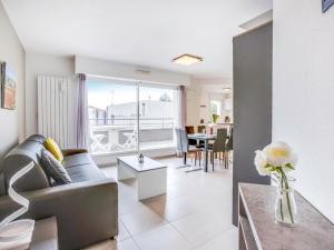 Apartment La Closerie des Tremieres by Interhome