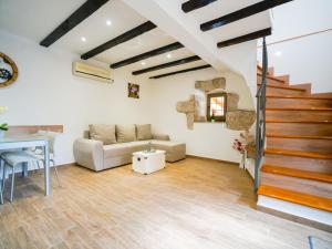 Apartment Ema-1 by Interhome