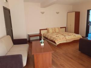Guest House Kostovi