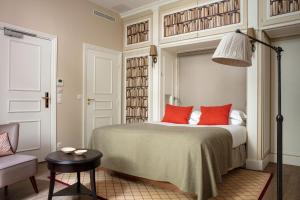 Hôtel Serotel Lutèce