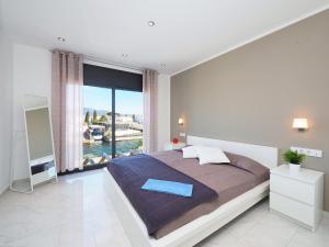 Holiday Home Alberes by Interhome