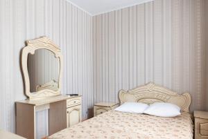 Double or Twin Room room in Apartments U Zhanny