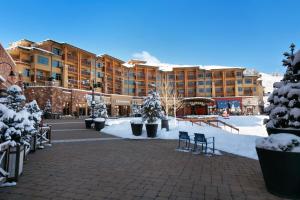 Sundial Lodge bySeasons Resort Lodging