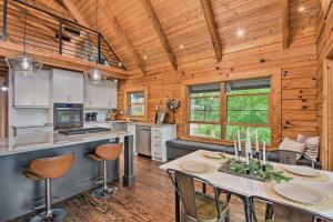 Luxe Jasper Cabin with Deck and Blue Ridge Mtn Views!