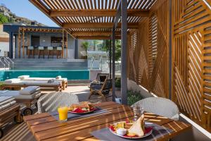 Casa DIrene Deluxe Hotel