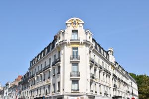 Hotels Le Grand Hotel : photos des chambres