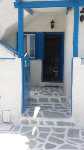 Studios Prevena Milos Greece