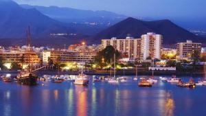 Chill-out Apartments with pools to relax in Tenerife South resort