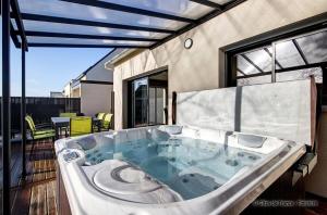 . Maison avec Spa à Carantec 87053