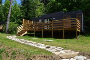 Campings Camping Domaine du Lac Chambon : Mobile Home