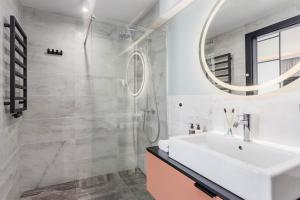 Deo Plaza apartments by Rent like home